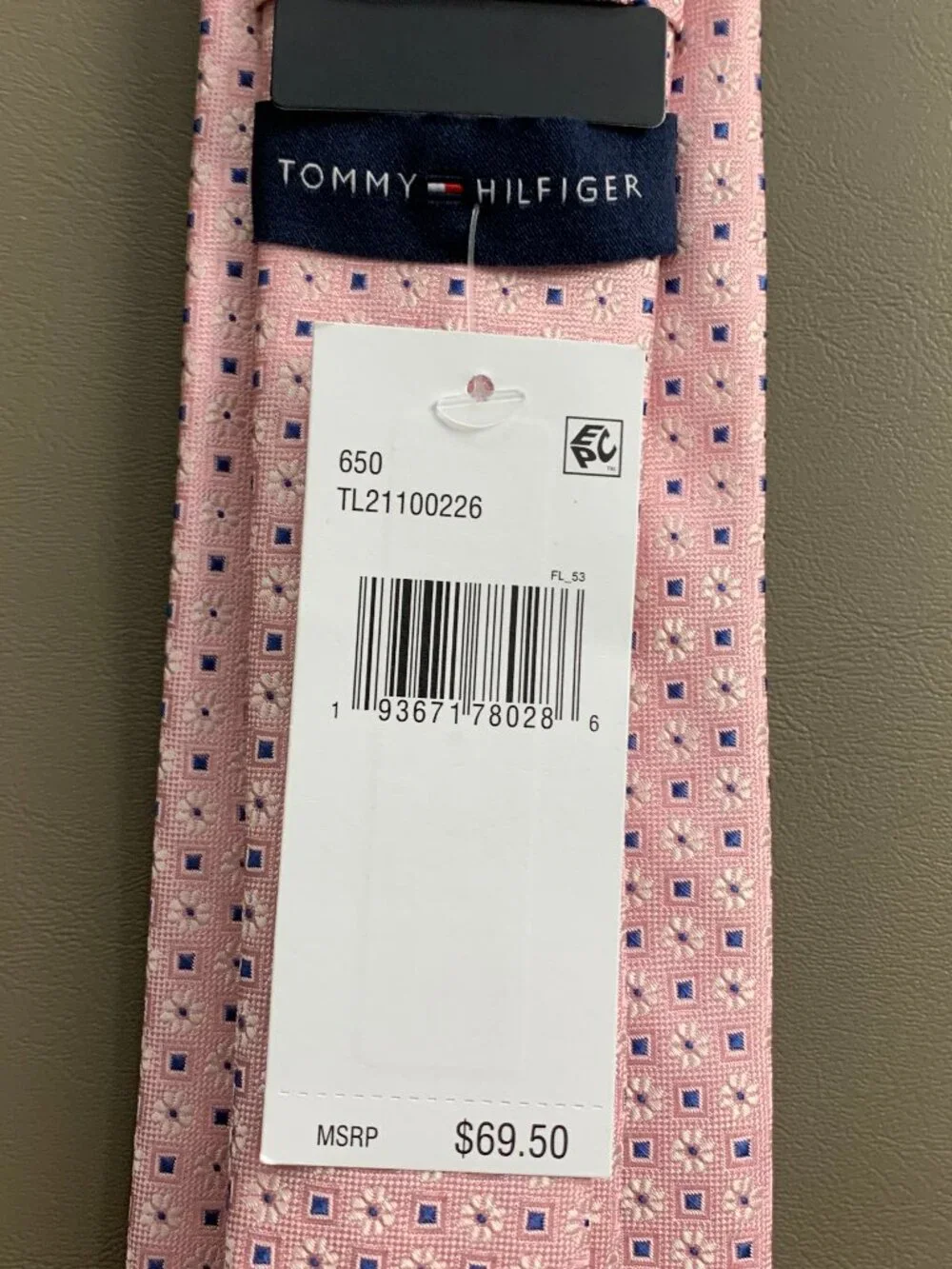 Tommy Hilfiger Men's 3'' Silk Blend Neck Tie, Pink Pinzolo Floral Neat, OS